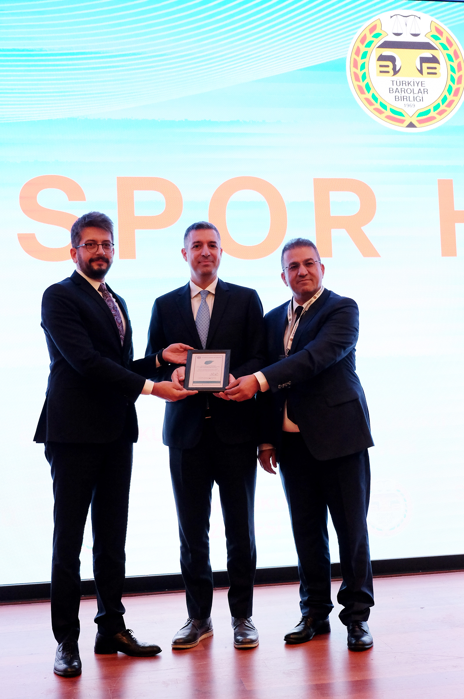 Spor Hukuku Zirvesi-1